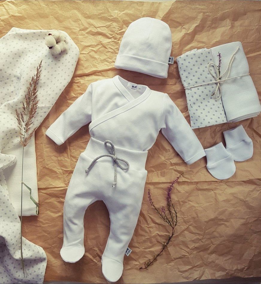 Marija Komplet body półśpiochy czapeczka niedrapki pieluszka dla noworodka wyprawka Marija 56