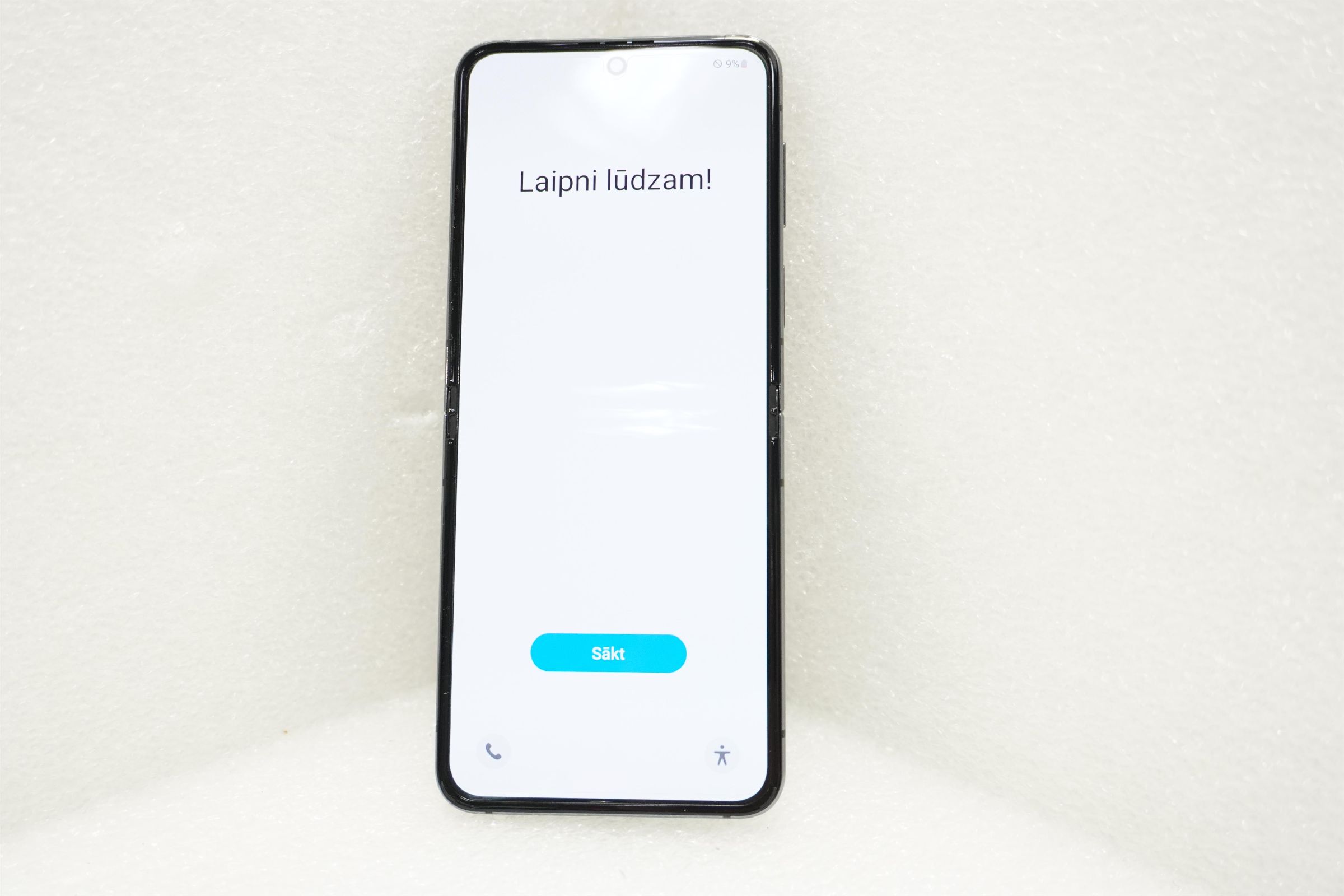 Smartfon Samsung Z Flip5 5G 8/512GB Grafitowy (SM-F731BZAHEUE) [outlet]