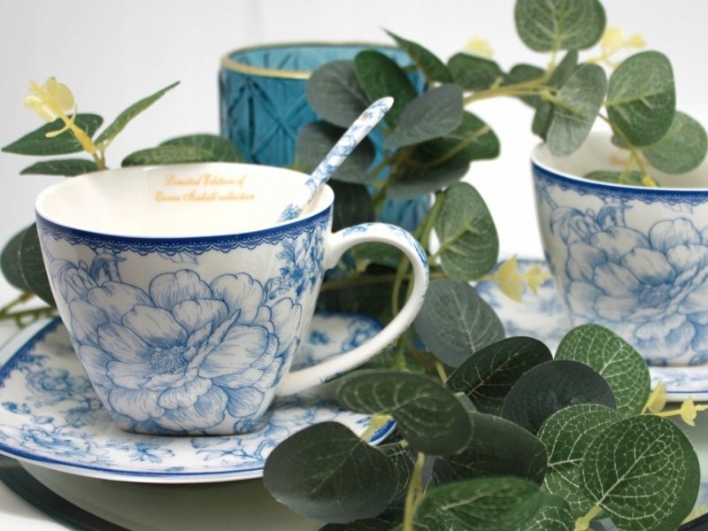 Porcelana kostna klasyczna elegancja i luksus