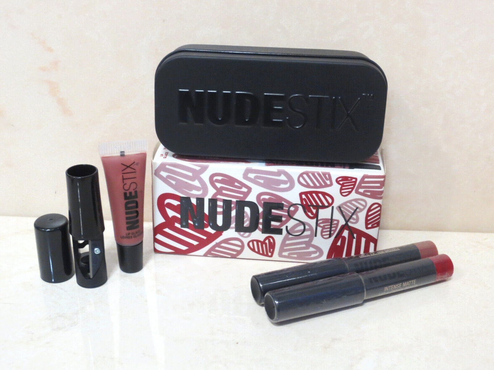 Nudestix Set Nudestix: Red Hot Lips Mini Kit Royal, Cream Lipstick, 04, Nude, 2 ml + Red Hot Lips Mini Kit Royal, Cream Lipstick, Posh, 2.5 ml For Wom