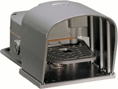 Lovato Electric Wyłącznik nożny pojedynczy z osłoną szarą metal 1Z 1R 1 krok (KR200L11)