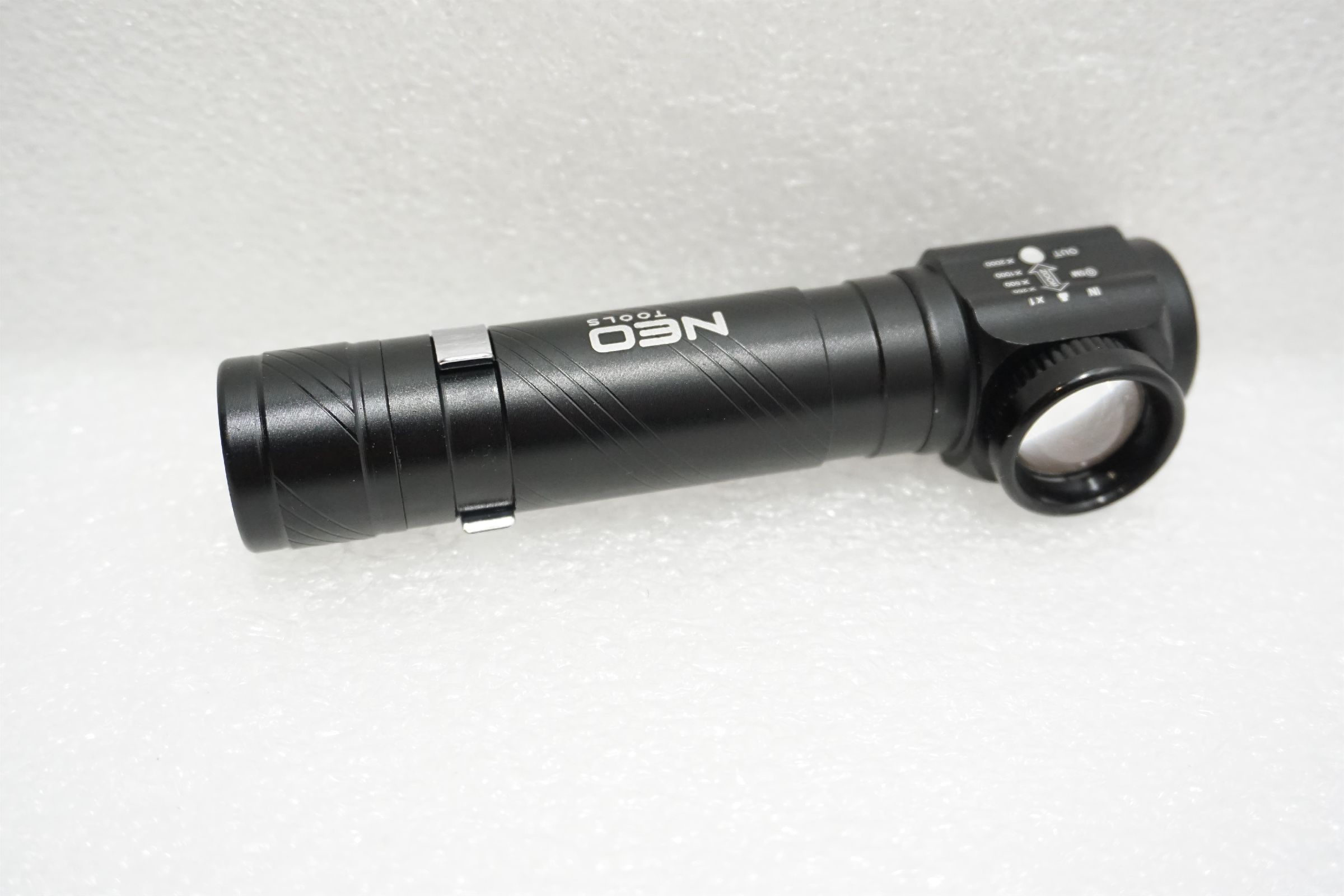 Latarka czołowa Neo 99-026 [outlet]