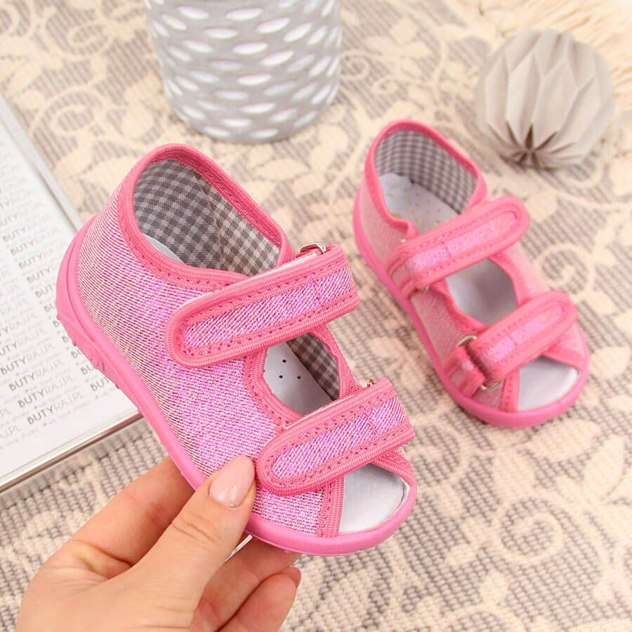 Nazo Kapcie dziewczęce sandałki domowe połyskujące różowe Nazo 25