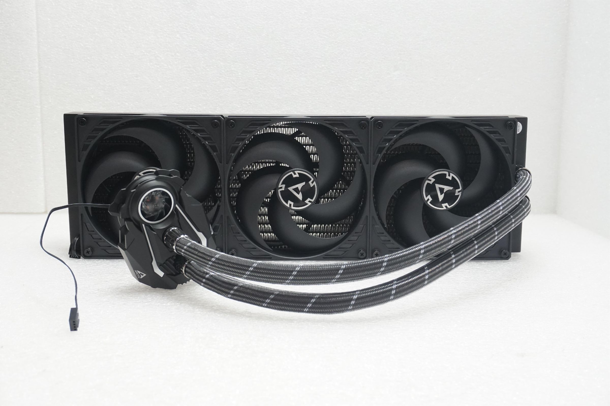 Chłodzenie wodne Arctic Liquid Freezer II 420 (ACFRE00092A) [outlet]