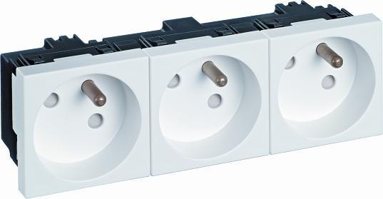 Bettermann Gniazdo zasilające M45 potrójne z/u 16A białe - 6120262