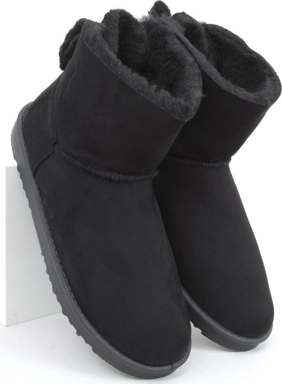 Inello Emusy z wełnianą kokardką KELLY BLACK