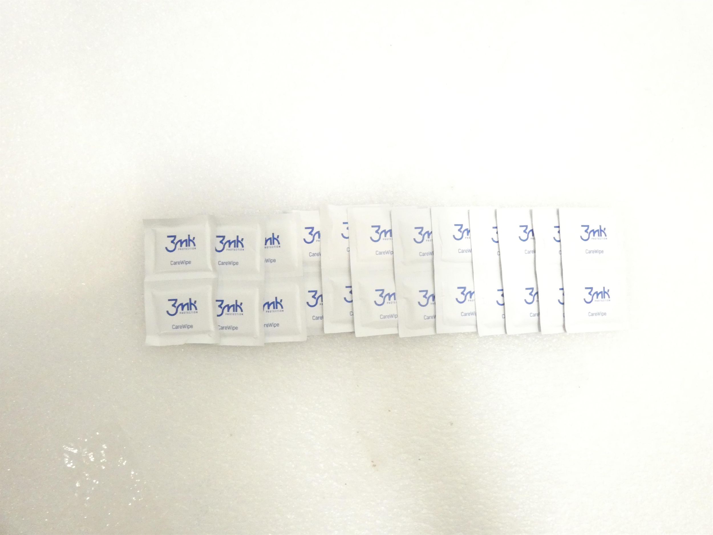 Chusteczki nawilżane do czyszczenia ekranów LCD 24 szt. (3MK167) [outlet]