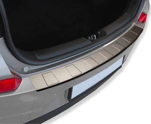 Croni Zderzak TRAPEZ Nissan Note E12 Sport Minivan 5 2013- - Titan