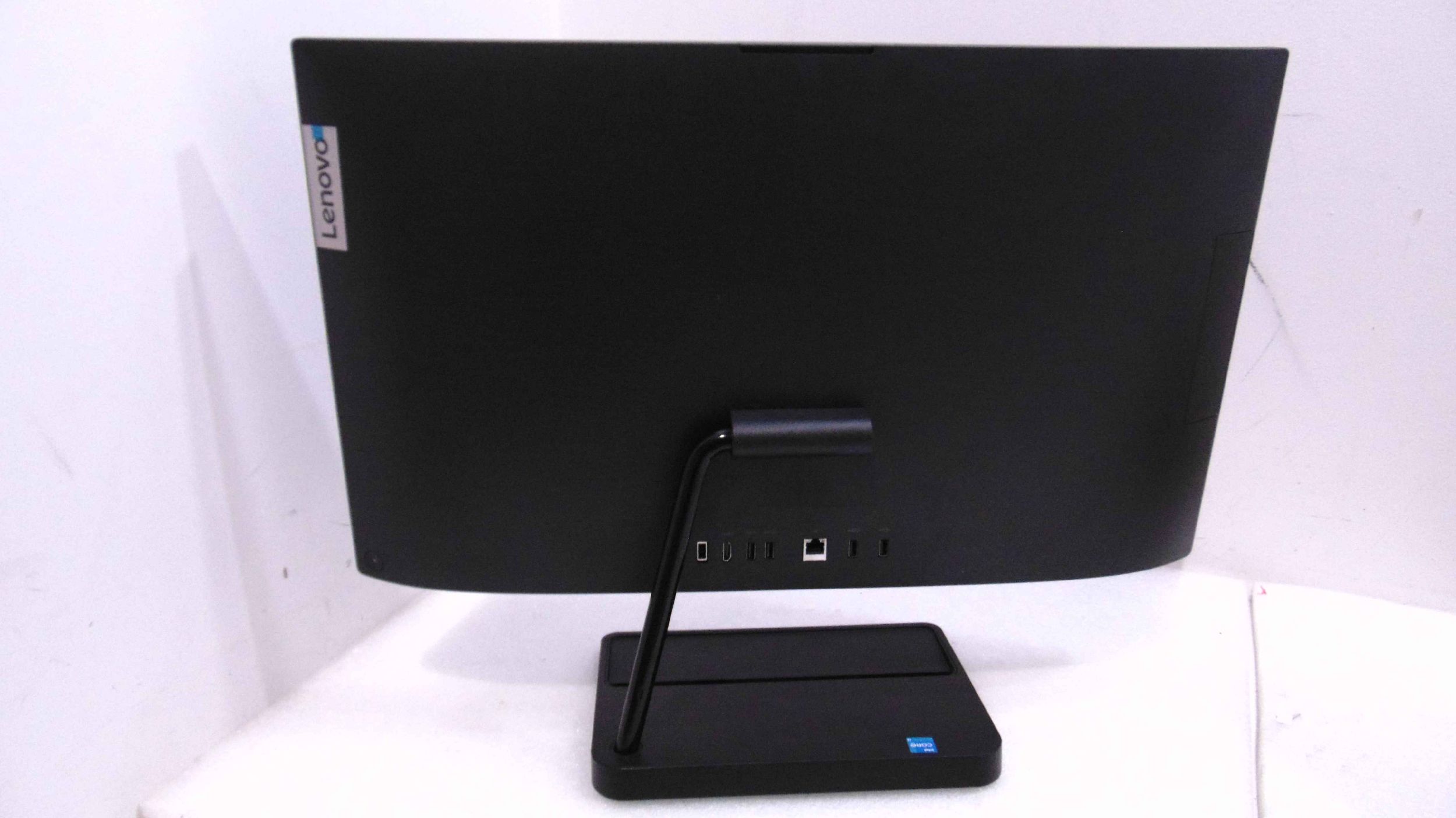 Komputer Lenovo IdeaCentre AIO 3 27ITL6 Core i3-1115G4, 16 GB, 1 TB SSD [outlet]