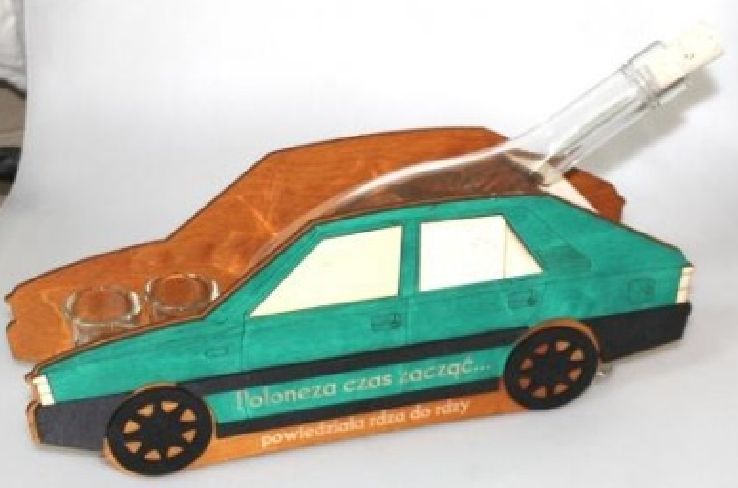 Karafka Polonez na alkohol 0,5 l z kieliszkami uniwersalny