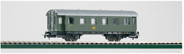 Piko Wagon pasażerski kl. 2 DR III