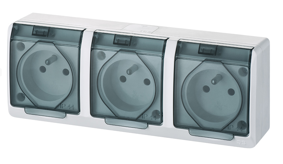 Elektro-Plast Gniazdo natynkowe GNT Hermes 3x2P + Z białe z klapką dymną (0323-01)