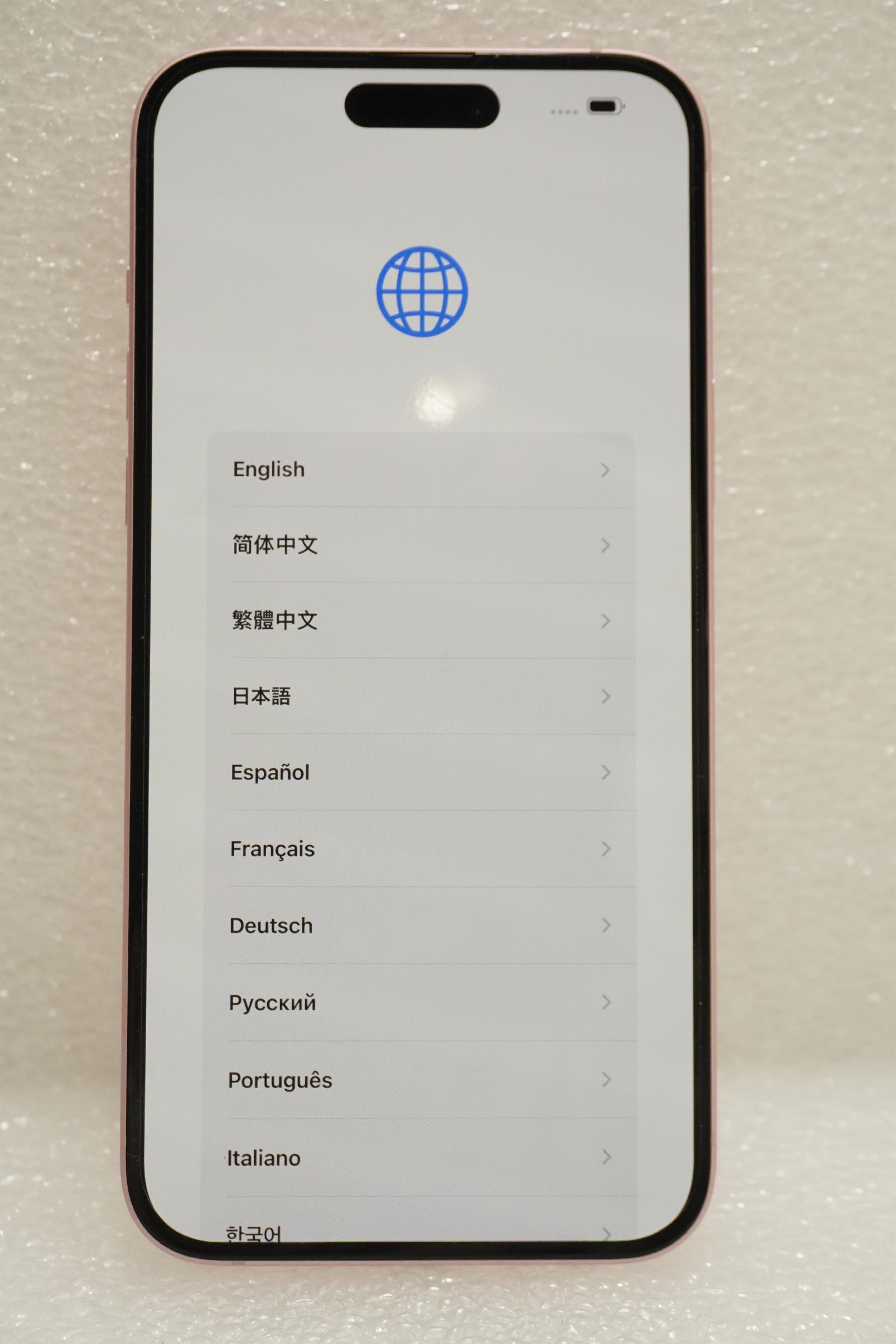 Smartfon iPhone 15 Plus 128GB Pink (MU103) [outlet]