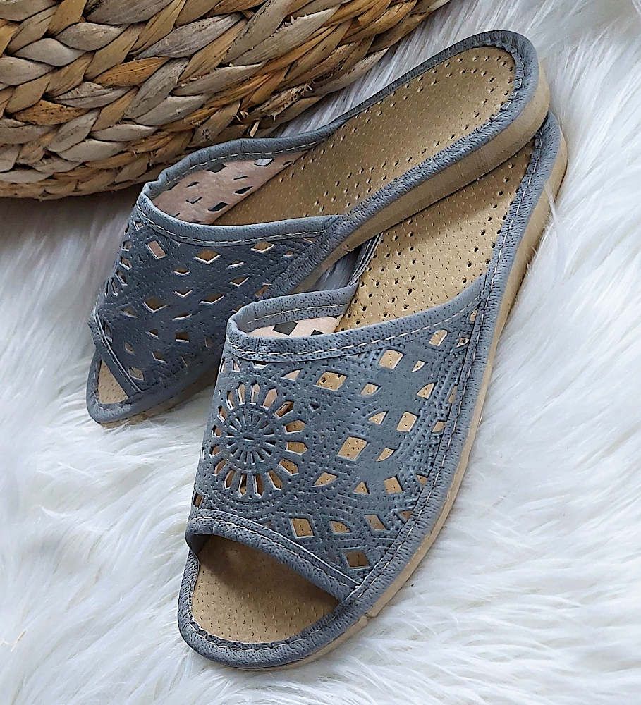 Pantofelek24 Domowe damskie klapki z Podhala SZARE /A4-1 6141 S170/ 43