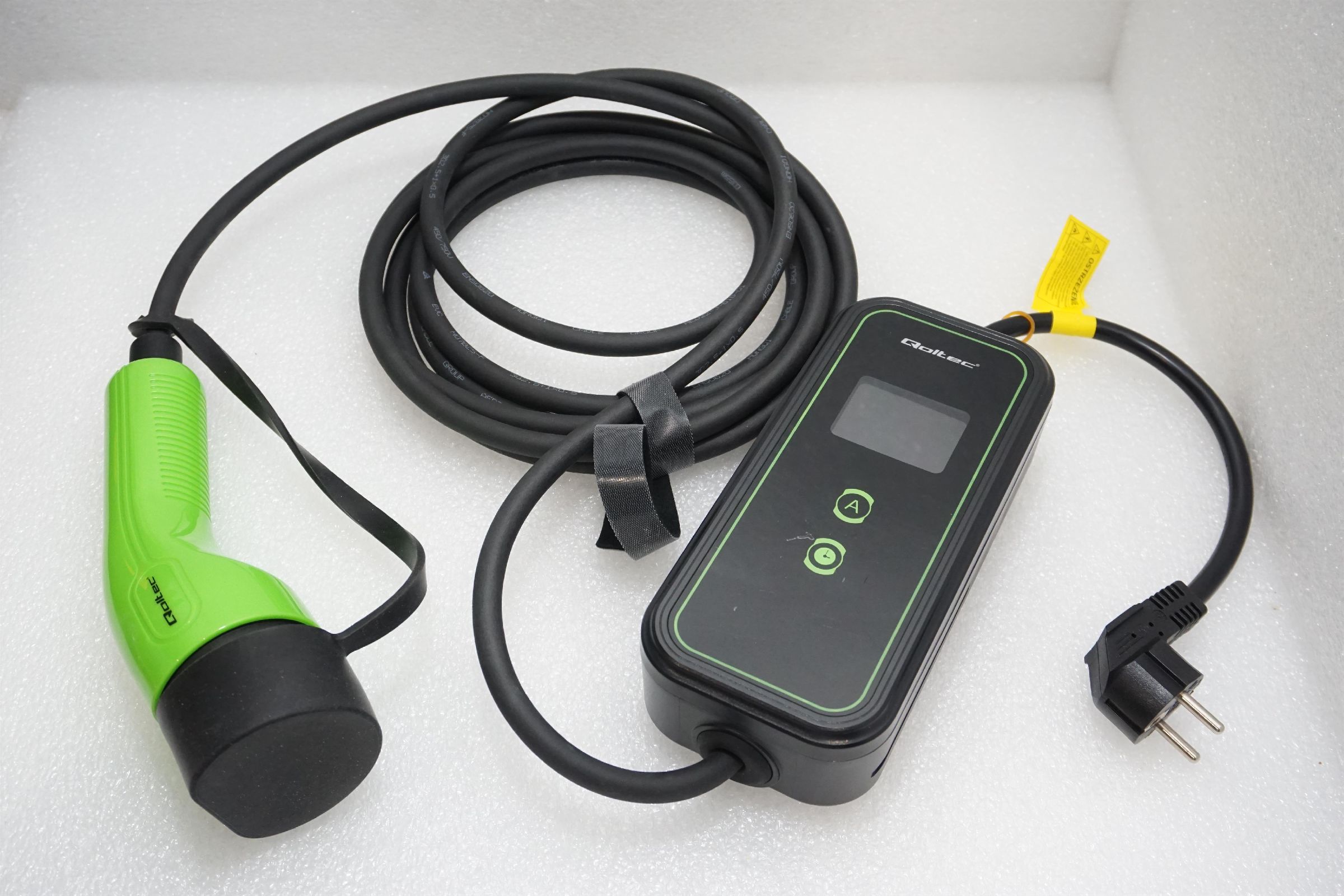 Ładowarka Qoltec Mobilna do samochodów EV 2w1 Typ 2, 3,5kW, 230V [outlet]