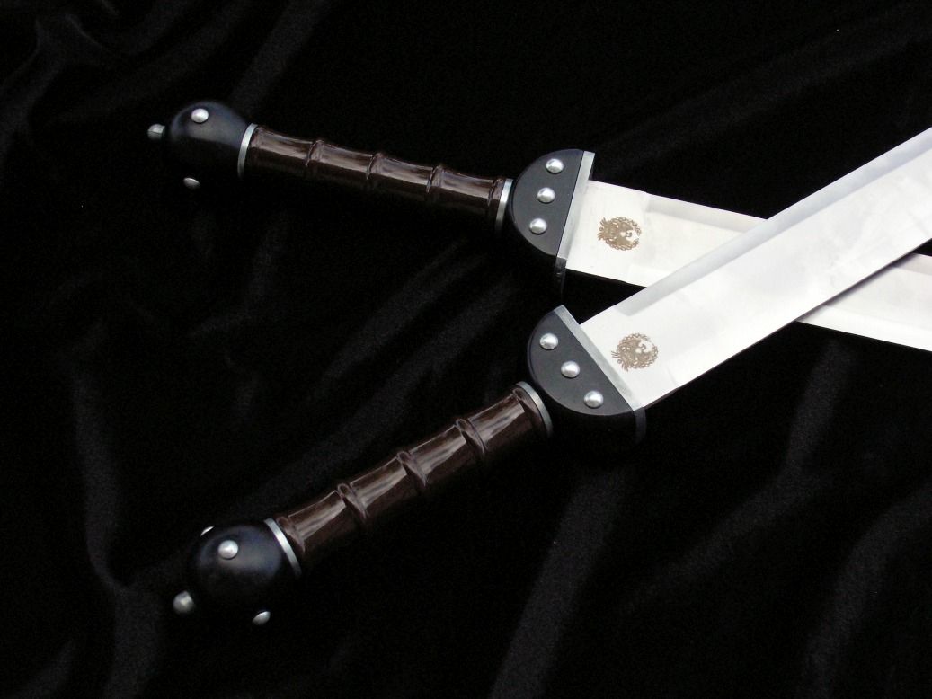 PŁATNERZE Zestaw 2 Mieczy Rzymskich Gladiatorów Jt6202 Mega Hit 65cm