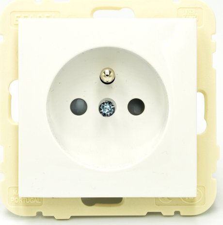 Efapel Efapel Logus90 gniazdo pojedyncze z uziemieniem białe 90112 KWBR