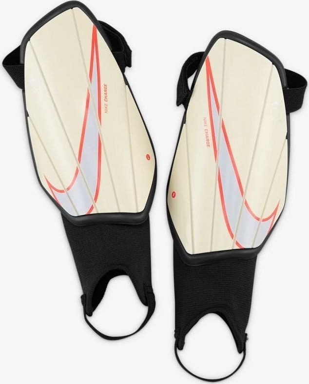 Nike Nagolenniki Nike Charge SP2164 113
