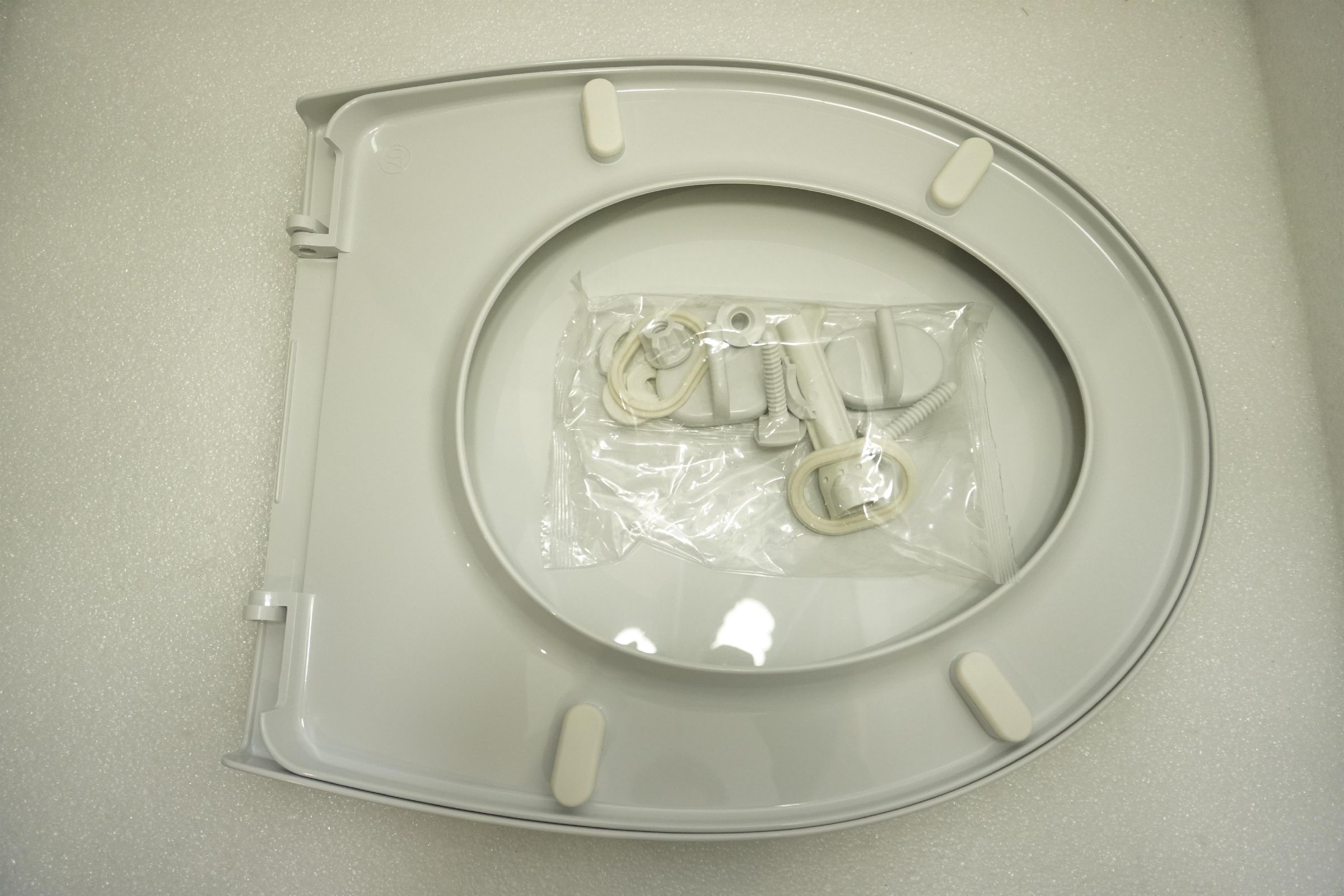 Deska sedesowa Cersanit Delfi (K98-0039) [outlet]