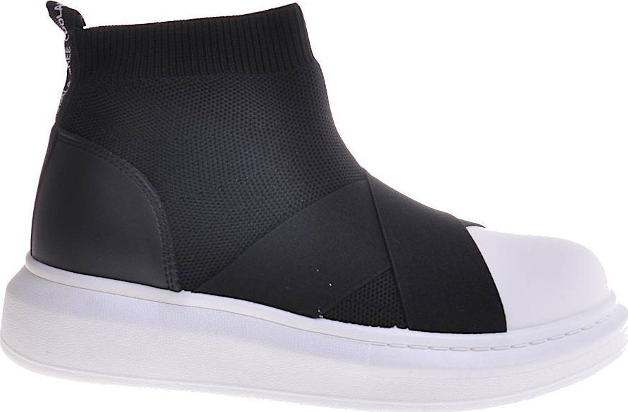 Pantofelek24 Wsuwane czarne trampki na platformie /D2-3 12358 S291/ 38