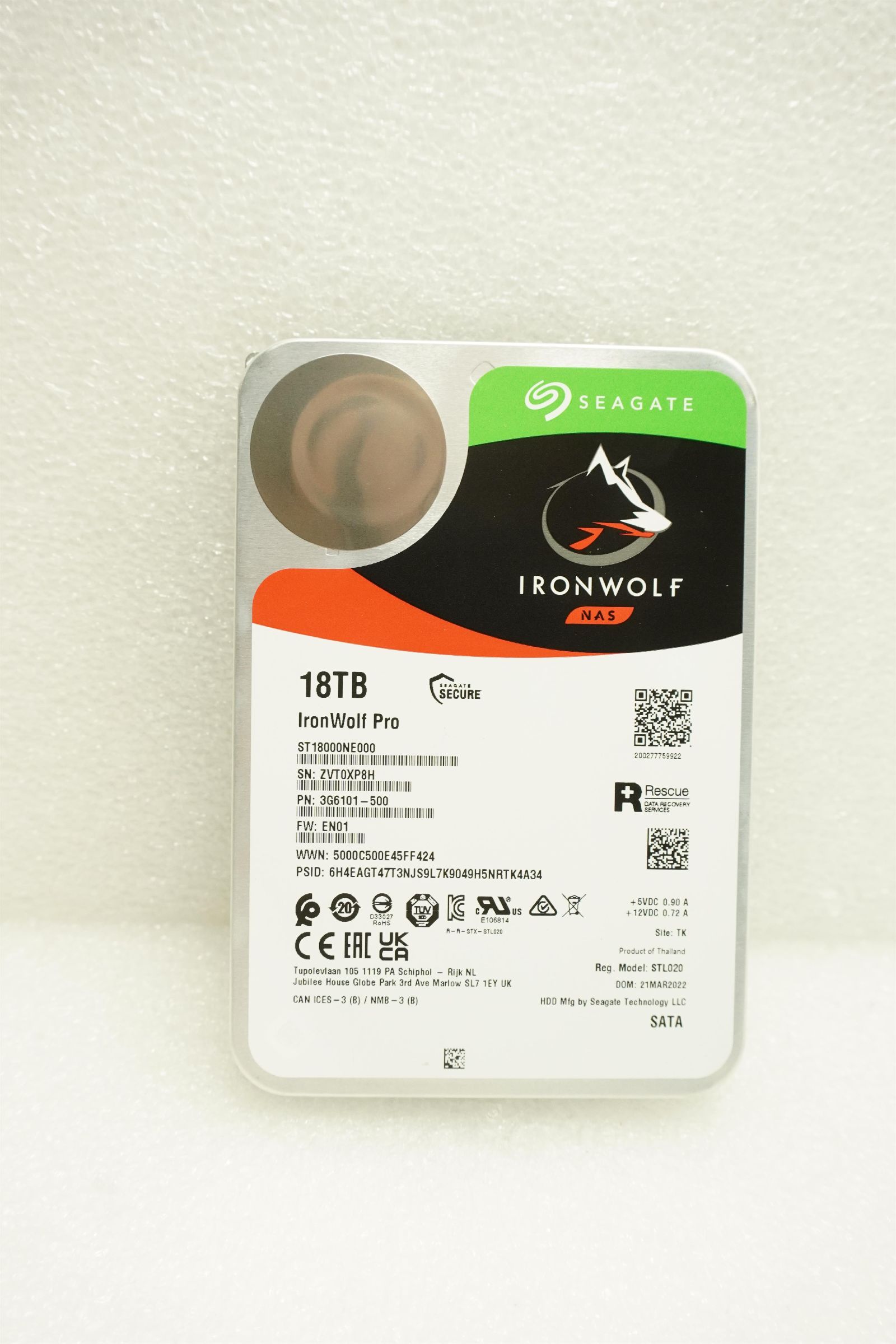 Dysk serwerowy Seagate IronWolf Pro 18TB 3.5'' SATA III (6 Gb/s) (ST18000NE000) [outlet]