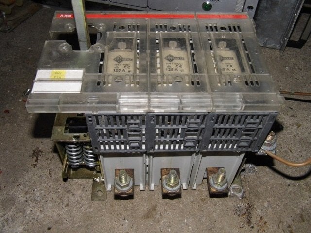 Rozłącznik bezpieczeństwa izolacyjny 40A 4P w obudowie IP65 BW440TPSN 2CMA142409R1000