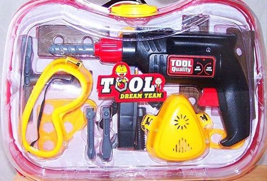 Malis Narzedzia w walizce z wiertarka