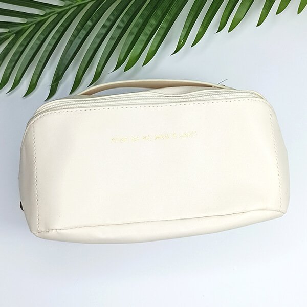 Kosmetyczka elegancka z ekoskóry na zamek YEYE