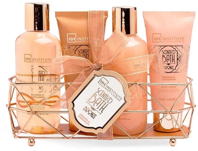 Rinkinys Idc Institute Scented Bronze moterims: dušo želė, 160 ml + vonios putos, 160 ml + kūno losjonas, 75 ml + kūno šveitiklis, 75 ml