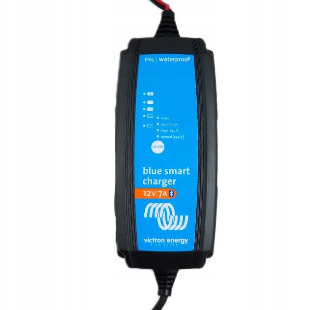 Victron Energy Blue Smart IP65 12V/7A + DC connector