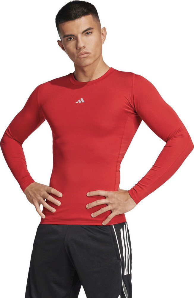 Koszulka męska adidas Techfit Long Sleeve Tee czerwona JP2926 M
