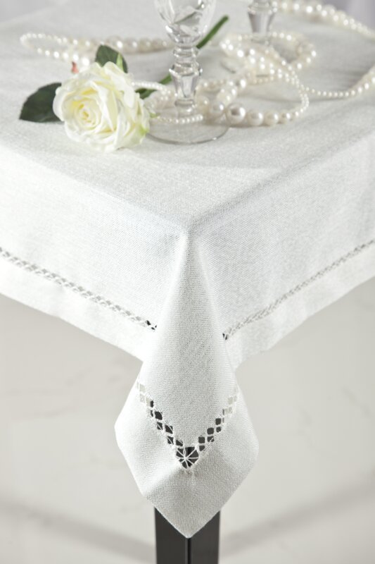 Eurofirany OBRUS EMILY 30X40 CM BIAŁY