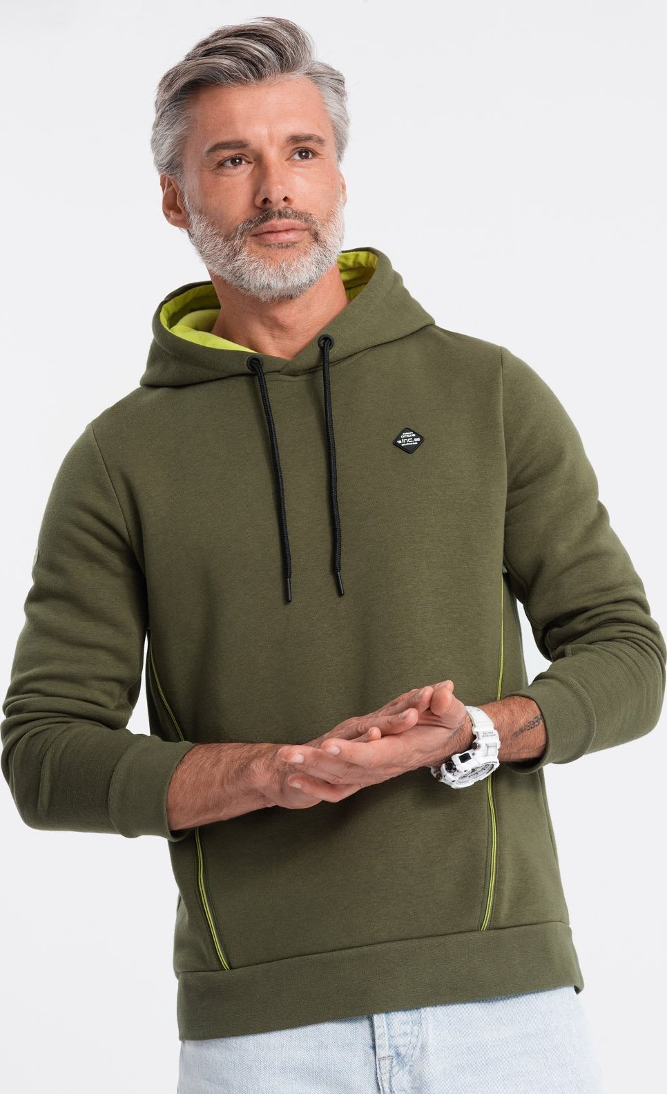Ombre Bluza męska z kapturem z kieszenią na zamek - oliwkowa V2 OM-SSNZ-22FW-006 L