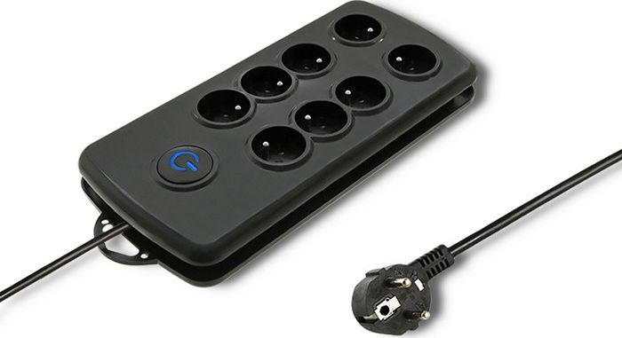 Listwa zasilająca Qoltec Swift przeciwprzepięciowa 8 gniazd 2.5 m czarna (50161)