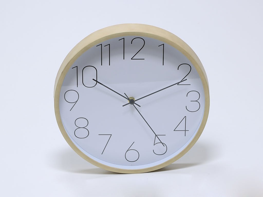 Zegar ścienny z dużymi cyframi, Ø 30,5 cm