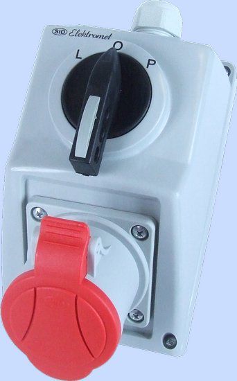 Elektromet Zestaw instalacyjny z rozłącznikiem L-O-P 1x32A 4P 400V IP-54 (974003)