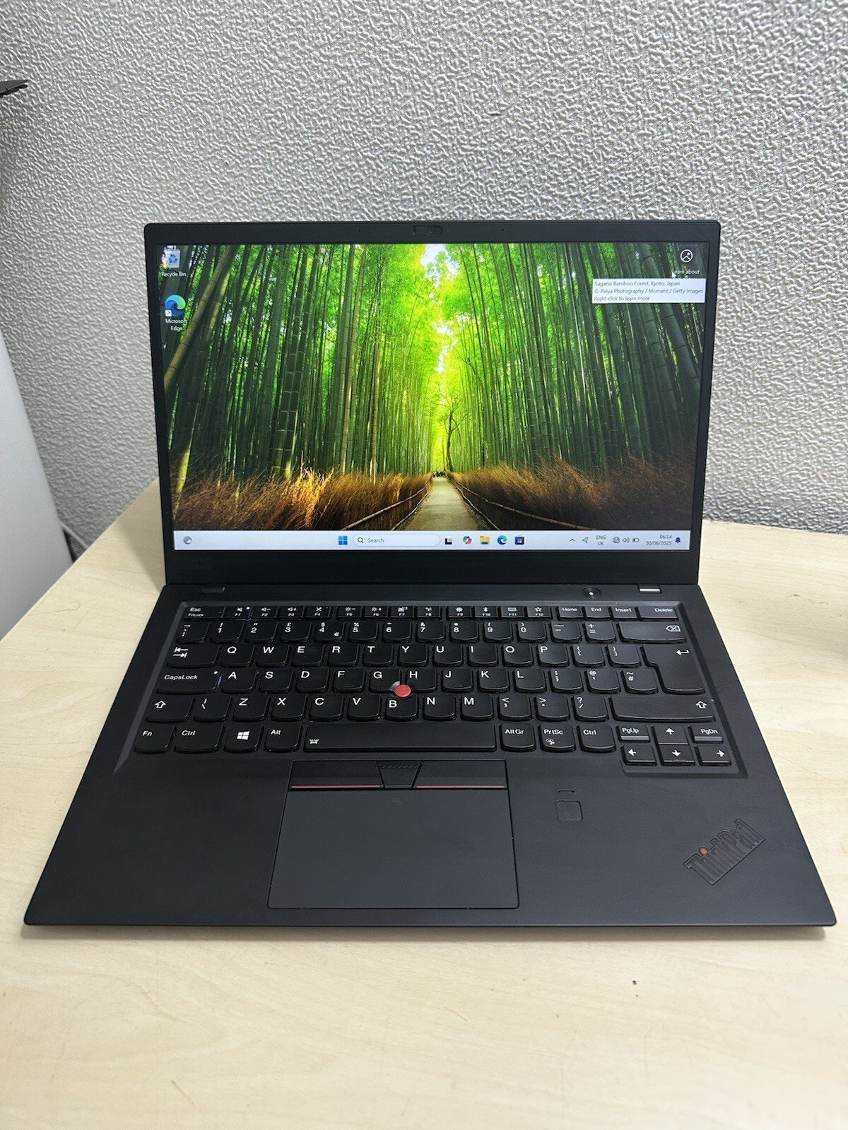 Backlit keyboard assembly for