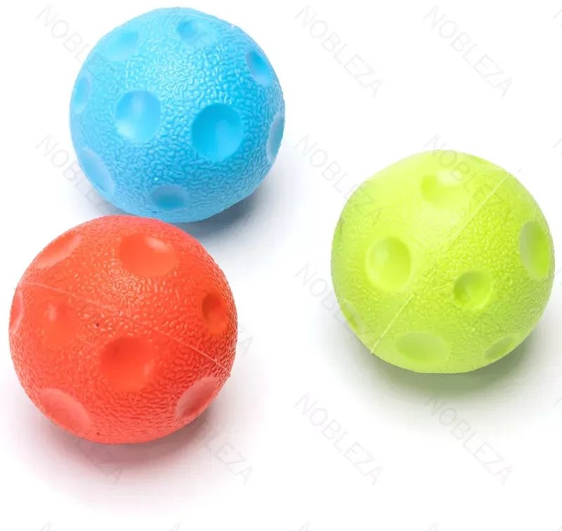 Piłka z wgniotkami 6cm dla psa zabawka gryzak dla psa z dźwiękiem
