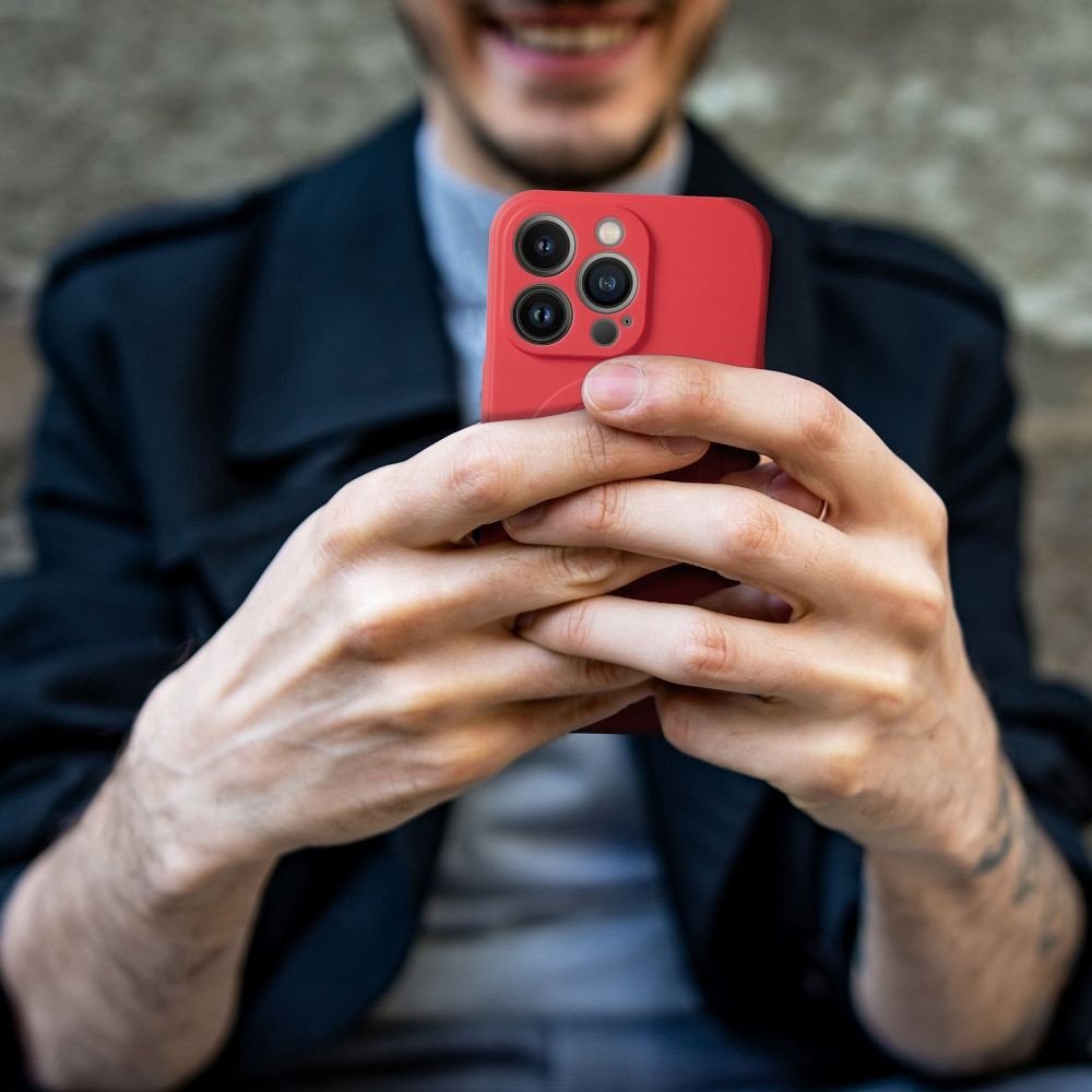 Futerał SILICONE MAG COVER kompatybilny z MagSafe do IPHONE 17 czerwony