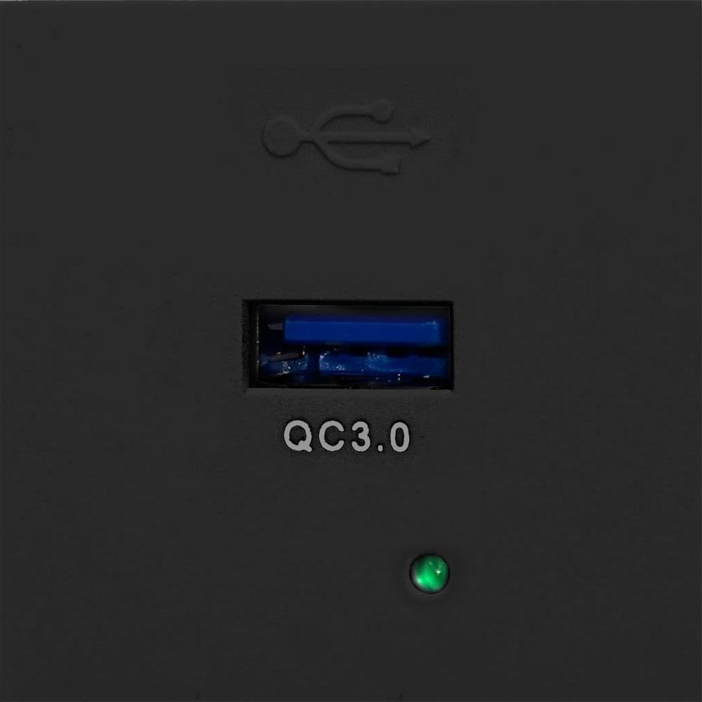 Orno NOEN USBQ, port modułowy 45x45mm z ładowarką USB quick charge 3A/5V; 2A/9V; 1,5A/12V, czarny