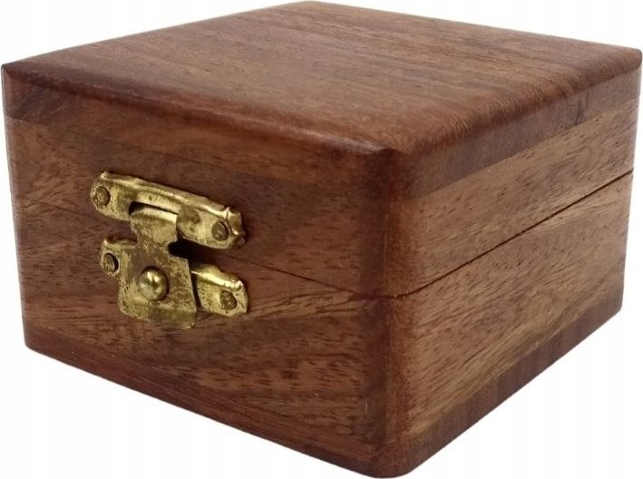 Małe drewniane pudełko na prezent 6 x 6 x 4 cm - WB859