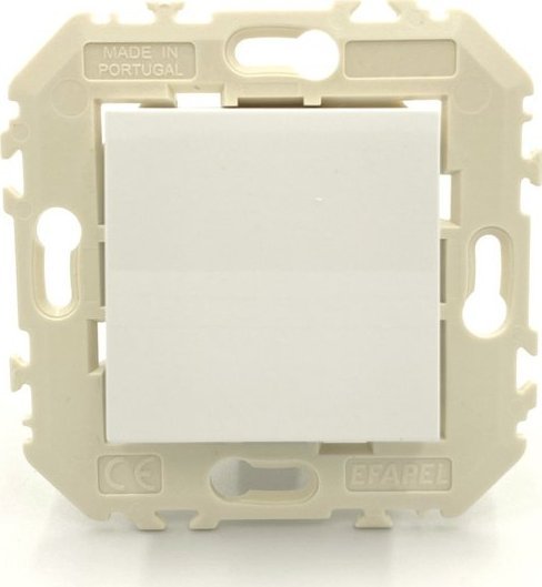Efapel EFAPEL QUADRO45 ŁĄCZNIK 1-BIEGUNOWY Z PODŚWIETLENIEM BIAŁY 45012 KWBR