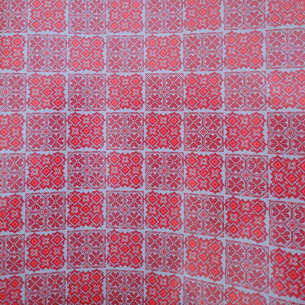 Papier do pakowania 57cmx2m 2m440