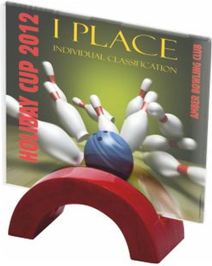 Victoria Sport Trofeum szklane z nadrukiem kolorowym LuxorJet, grawerowaniem oraz wypełnieniem farbą