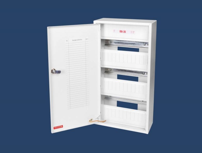 Karwasz Rozdzielnica bezpiecznikowa n/t z zamkiem biała RN-36 bis Z