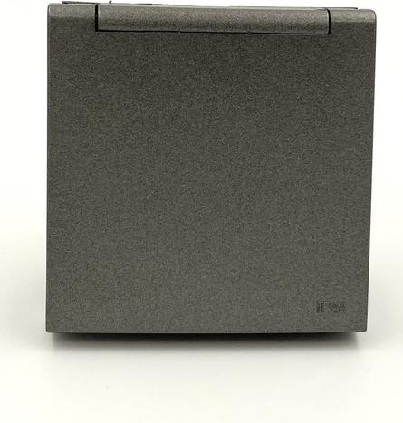 Efapel EFAPEL LOGUS90 ELEMENT CENTRALNY DO GNIAZDA Z UZIEMIENIEM Z POKRYWĄ IP44 GRAFIT 90654 TIS