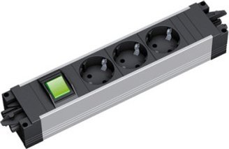 Bachmann BACHMANN STEP ALU 3xCEE7/3 1xPrzełącznik GST18