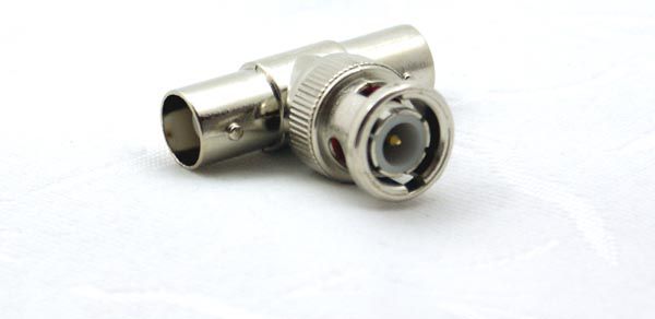 ROZGAŁĘŹNIK WTYK BNC / 2 x GNIAZDA BNC