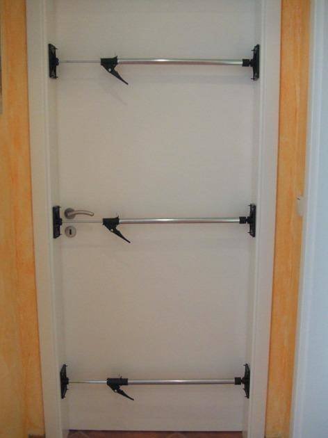 Dedra Rozpórka do montażu drzwi/uniwersalna