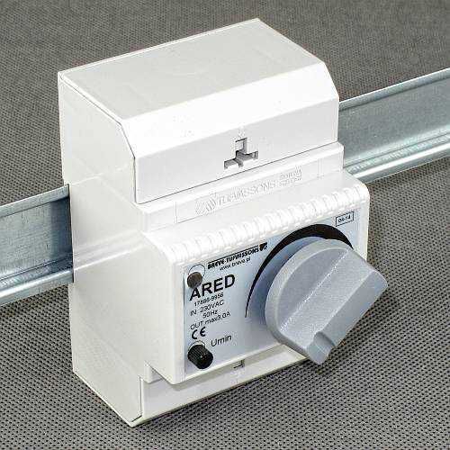 BREVE Regulator bezstopniowy na szynę DIN T-35 3A (17886-9956)